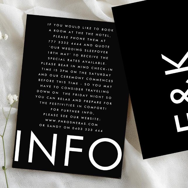 Ultramoderne, muffige Big Monogram Hochzeitsdetail Begleitkarte (Von Creator hochgeladen)