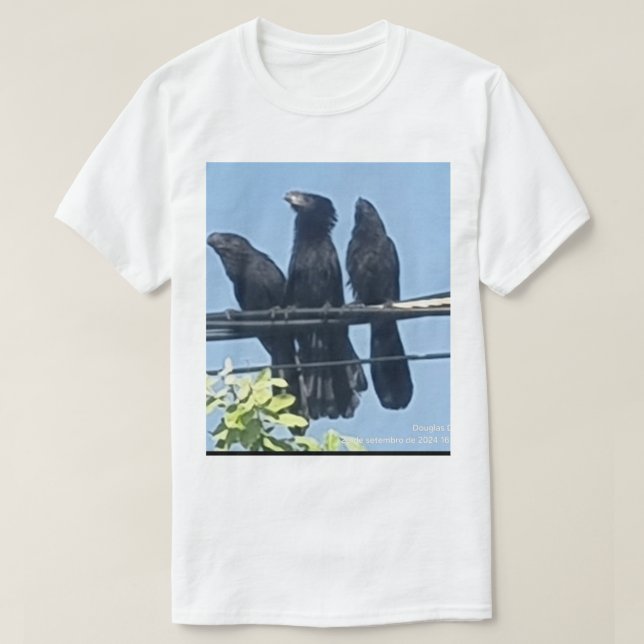 Uma camiseta Masculino gola canoa simples  T-Shirt (Design vorne)