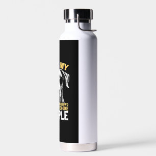 Umarme meinen Rhodesian Ridgeback, damit ich Leute Trinkflasche