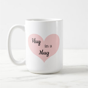 Umarmen in einer Tasse Kaffee-Tasse