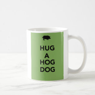 Umarmen Sie einen Schwein-Hund Tasse