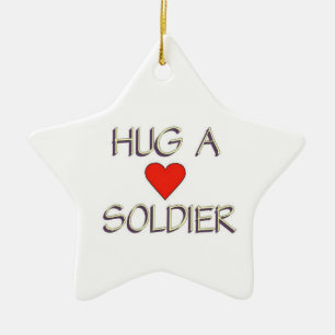 Umarmen Sie einen Soldaten Keramik Ornament