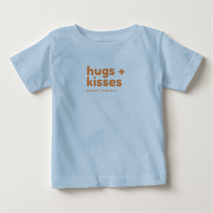 Umarmungen und Küsse Baby T-shirt