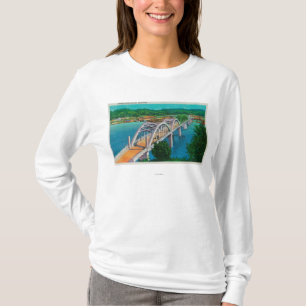 Umpqua Fluss-Brücke in Reedsport, Oregon T-Shirt