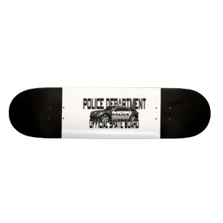 UNAMTLICHES POLIZEI-SKATEBOARD SKATEBOARD