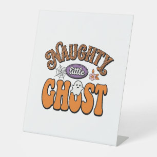 Unartiger Kleiner Geist Vintage-Halloween-Shirt-De Sockelschild