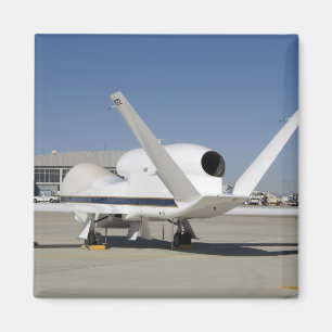 Unbemannte Flugzeuge des globalen Falken Magnet