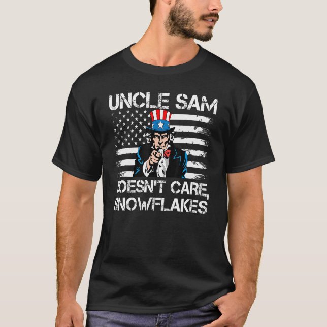 Uncle Sam Doesn't Care Snowflakes American Flag_5 T-Shirt (Vorderseite)
