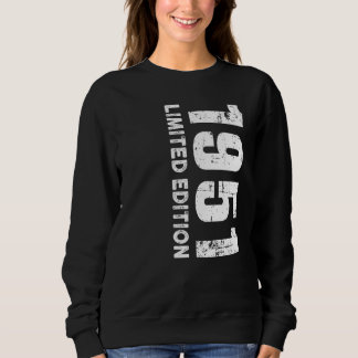 und 1951 sweatshirt