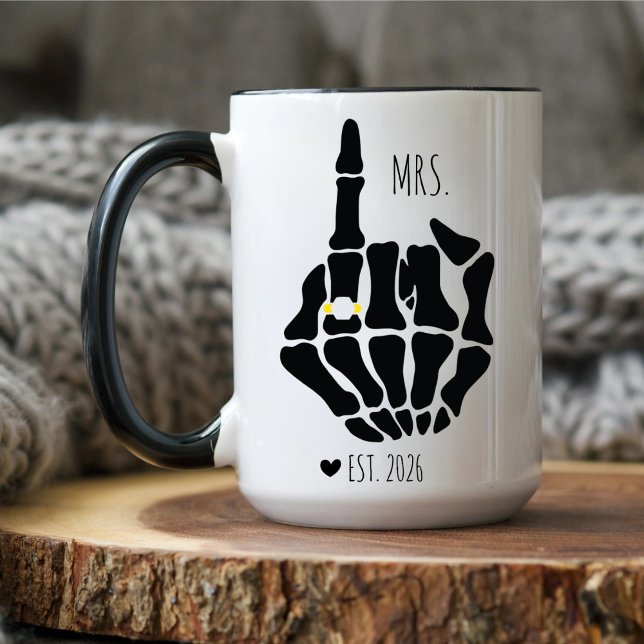 und Frau Goth Bride Skeleton Hand Verlobung Gif Tasse (Von Creator hochgeladen)