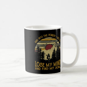 Und in den Wald gehe ich, um meinen Verstand beim Kaffeetasse
