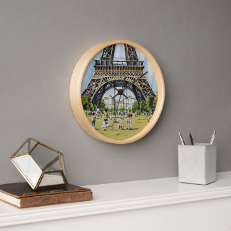Under the Eiffel Tower – Hand-Drawn Sketch Art Uhr