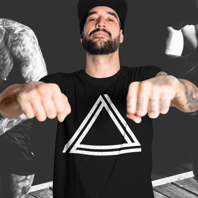 Unendliches Dreieck T-Shirt (Men vibing in a triangle tshirt)