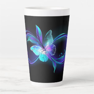 Unendlichkeit mit Zauberschmetterling glänzen Milchtasse