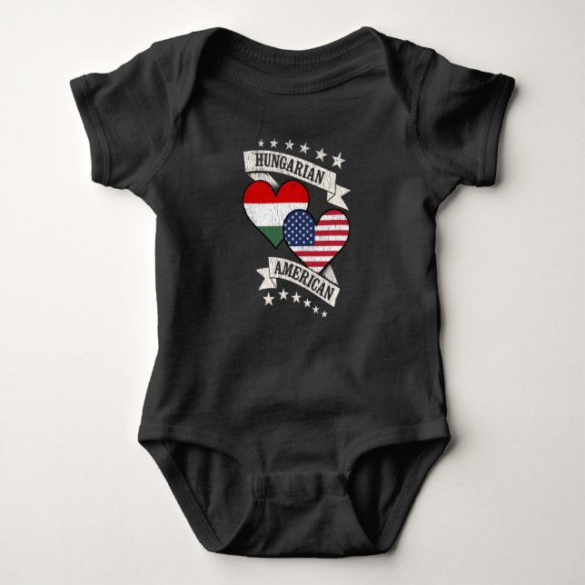 Ungarisch American Heart Flags Ungarn Amerika Baby Strampler (Vorderseite)