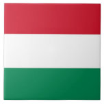 Ungarische Flagge Fliese<br><div class="desc">Entspannen Sie in Ihrem Dekor mit einer wunderschön gearbeiteten Fliese mit der Flagge Ungarns! Diese dekorative Kachel ist mehr als nur ein Zuhause-Dekor; sie ist eine Hommage an Ungarns Kulturerbe und Nationalstolz. Das kühne Design zeigt die ungarische Fahne in herausragender Weise und macht sie zu einer sinnvollen und eleganten Art,...</div>