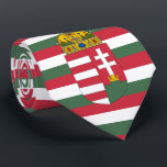 Ungarische Flagge und Wappen, Flagge Ungarns Krawatte<br><div class="desc">Ungarische Flagge & Wappen,  Flagge von Ungarn Neck Tie von World Flags United.</div>