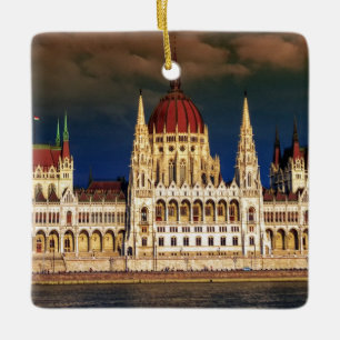Ungarisches Parlaments-Gebäude in Budapest, Ungar Keramikornament