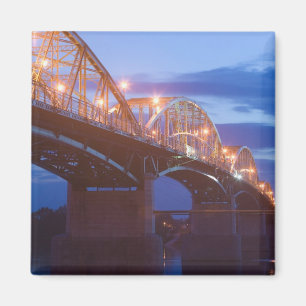 UNGARN, DONAUKEHRE, Estergom: Maria Valeria Magnet