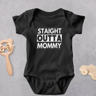 Ungerade Outta Mommy Baby Bodysuit Strampler