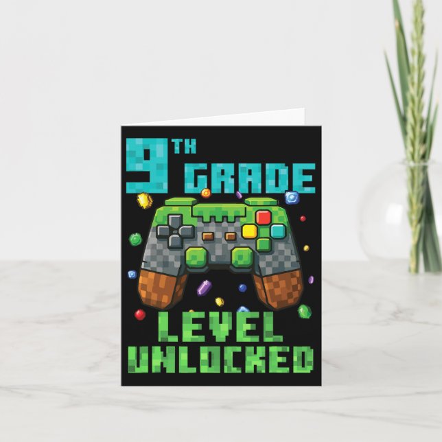 Ungesperrter Gamer-Controller der 9. Klasse auf Karte (Vorderseite)