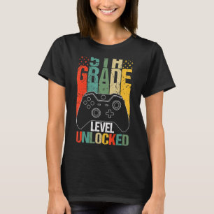 Ungesperrter Video-Gamer der 5. Stufe zurück zur S T-Shirt
