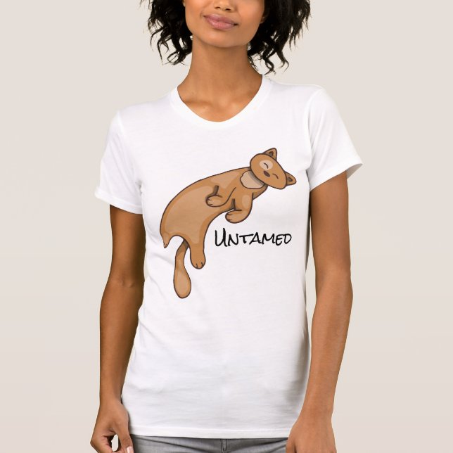 Ungezähmtes Schlafen Niedlich Kitty Cat T-Shirt (Vorderseite)
