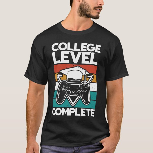 Uni abgeschlossen - Gaming T-Shirt (Vorderseite)