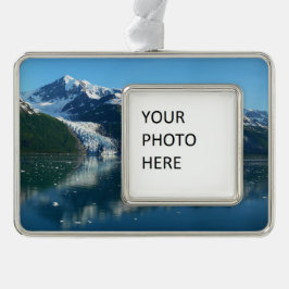 Uni Fjord II Schöne Alaska Fotografie Rahmen-Ornament Silber