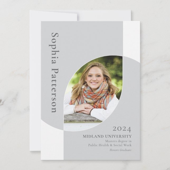 Uni Graduate Zwei Foto Grau Weiß Ankündigung (Vorderseite)