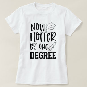 Uni-graduierte lustige schütteln sich durch das 1 T-Shirt