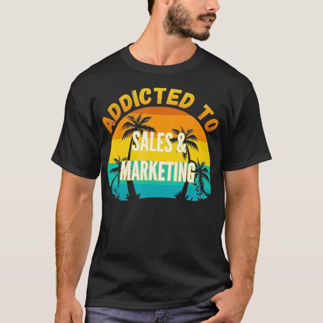 Uni-Studien zum Marketing Vertrieb T-Shirt (Vorderseite)
