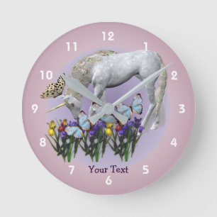 Unicorn And Butterflies Animal Runde Wanduhr