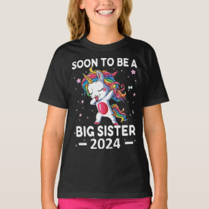 Unicorn bald zu einer großen Schwester 2024 T-Shirt