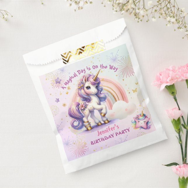 Unicorn Birthday Girl Lila Gold Rainbow Geschenktütchen (Versiegelt)