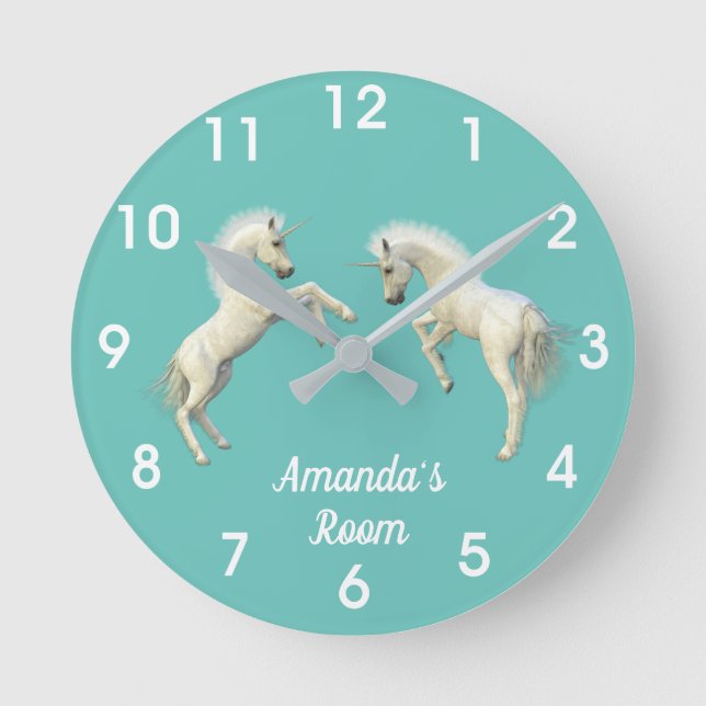 Unicorn Fohlen Personalisierter Name Kinderzimmer Runde Wanduhr (Vorderseite)