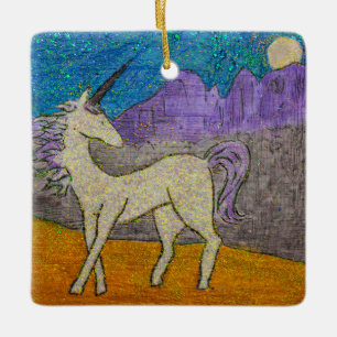 Unicorn Rückblick auf die Bergkette Keramikornament