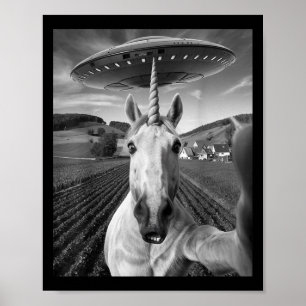 Unicorn Selfie mit Alien Ufo Funny Unicorn Geschen Poster