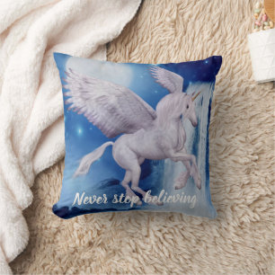 Unicorn-Wasserfall glauben Fantasy Horse Kissen