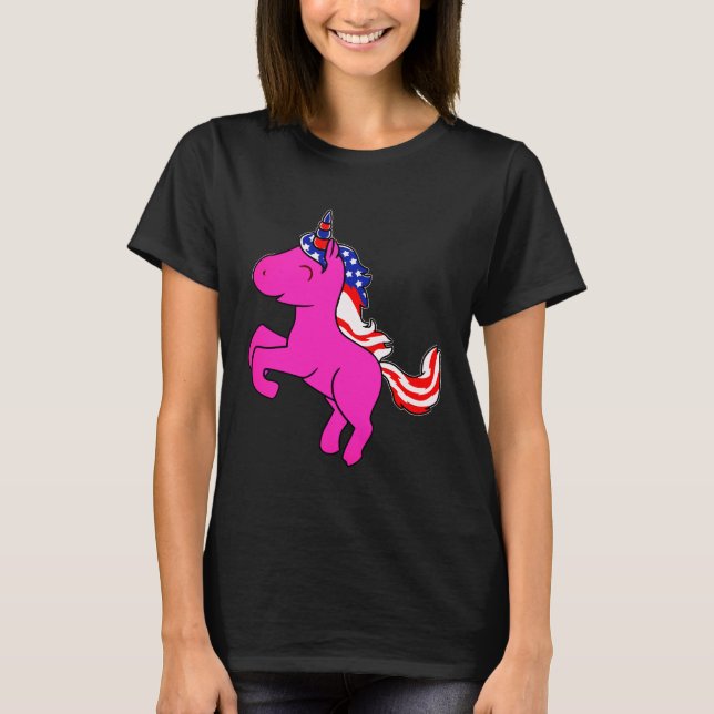 Unicorn Yarrow Pink Patriotic USA Flag Mane Art T-Shirt (Vorderseite)