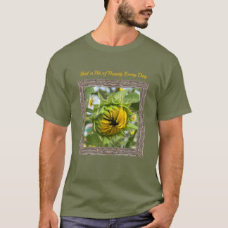 Unisex-T - Shirt mit Budding Sonnenblume