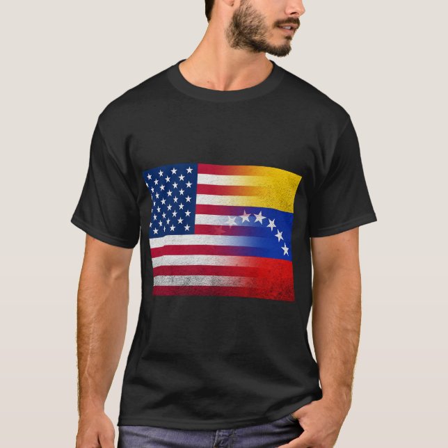 United in Freedom: A Fusion of the Flags T-Shirt (Vorderseite)