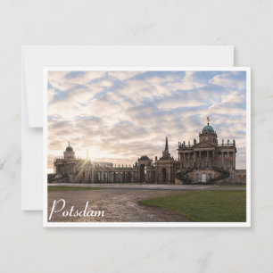 Universität Potsdam bei Sonnenuntergang in Deutsch