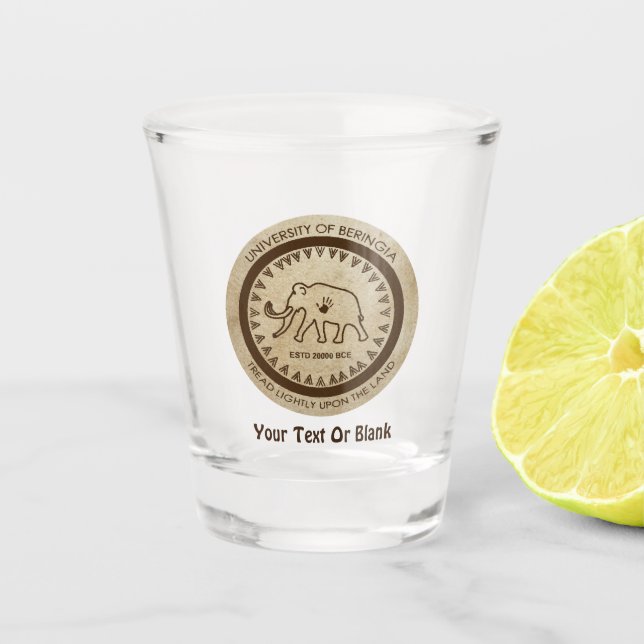 University of Beringia Wooly Mammoth Siegel Schnapsglas (Vorderseite)
