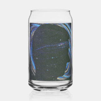 Universum vor und hinter schwarzem Profil Dosenglas