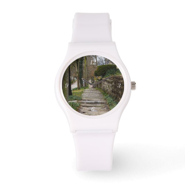 Unlevel Pathway Armbanduhr (Vorderseite)