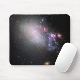 Unregelmäßige Galaxy Ngc 4485 Mousepad