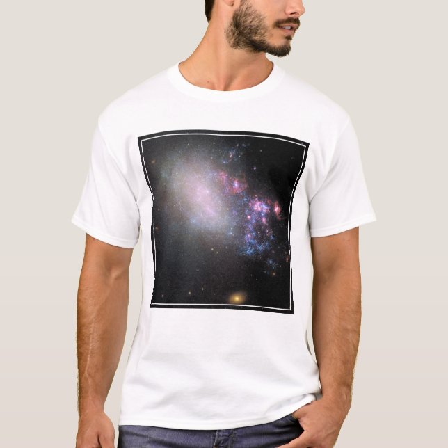 Unregelmäßige Galaxy Ngc 4485 T-Shirt (Vorderseite)