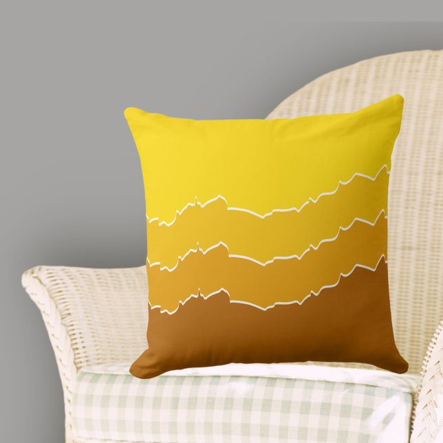 Unregelmäßige gelbe Streifen Kissen (Modern Irregular Yellow Ripped Layered Stripes Throw Pillow, Warming Summer Tones)