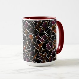Unregelmäßiger brauner Mosaikkorb an weißen Linien Tasse
